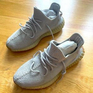 Yeezy 350 Boost Adidas Men’s Gray Size 10.5